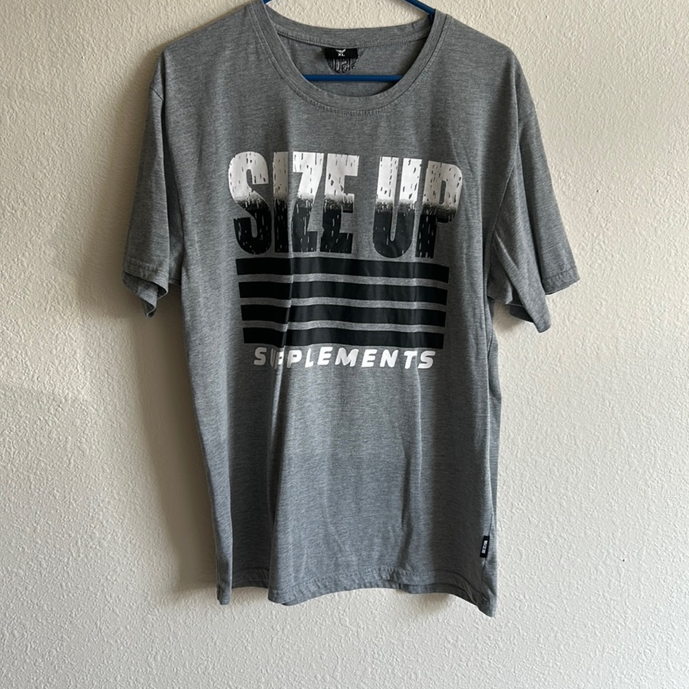 Men’s Size Up Supplements short sleeve Size XL